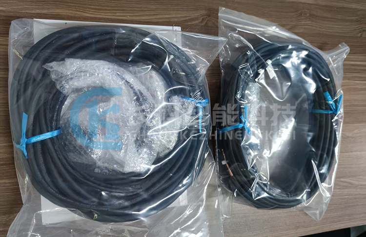 發(fā)那科機(jī)械臂線纜2008-T364 8015-T897 發(fā)那科機(jī)械臂線纜2008-T364 8015-T897