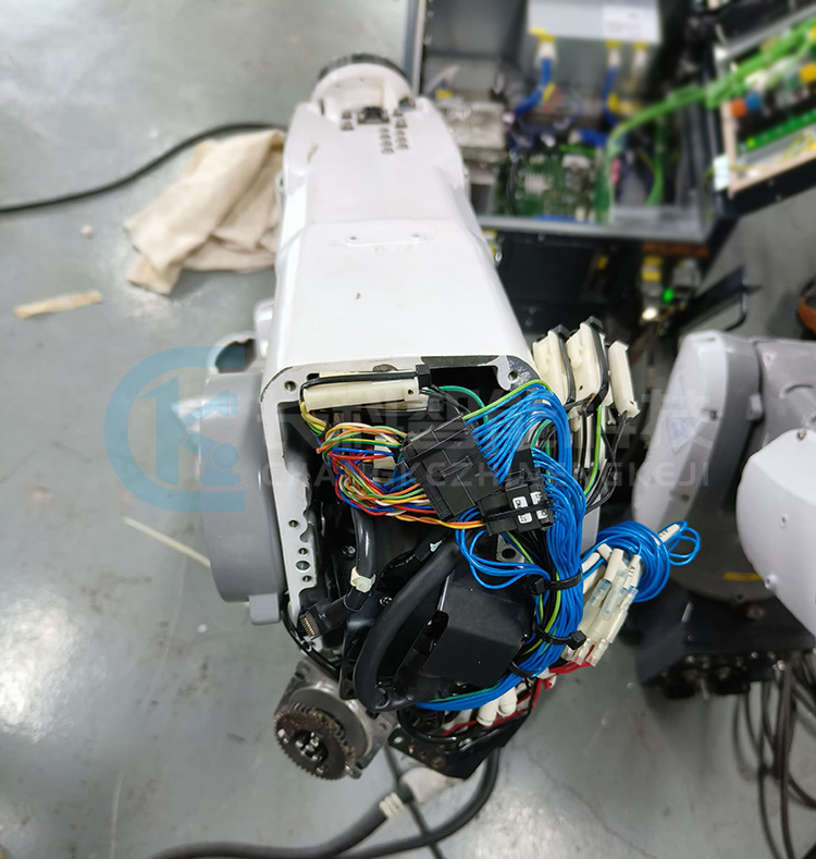 維修那智機(jī)器人MZ04、MZ07